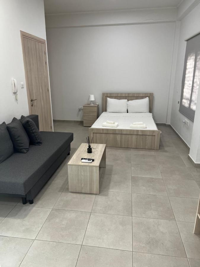 Modern City Center Studio Saripolou ليماسول المظهر الخارجي الصورة