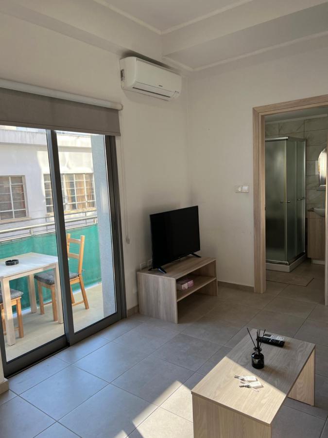 Modern City Center Studio Saripolou ليماسول المظهر الخارجي الصورة